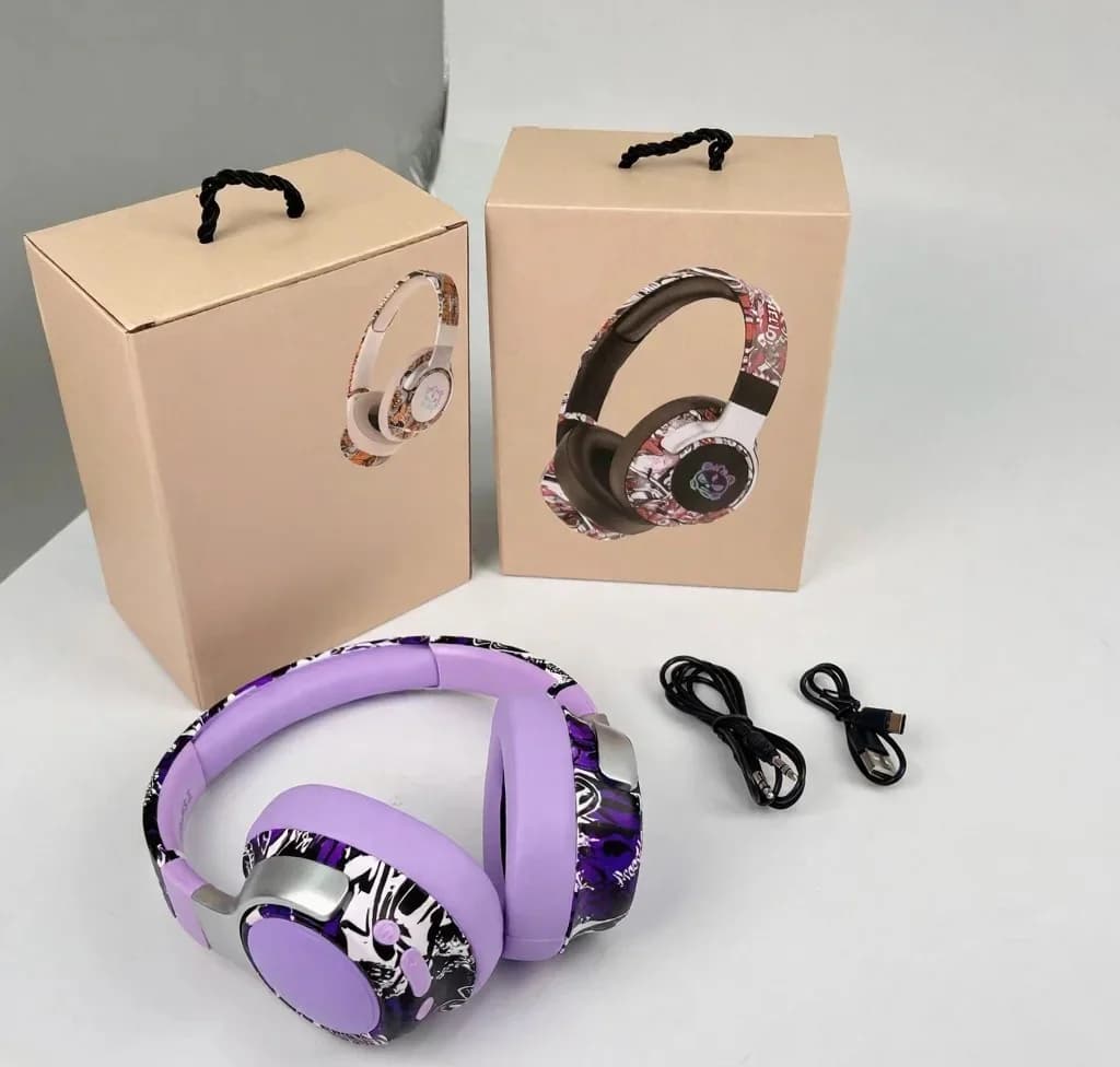 Cuffie Wireless Over-Ear Graffiti con Radio FM e Lunga Durata Batteria