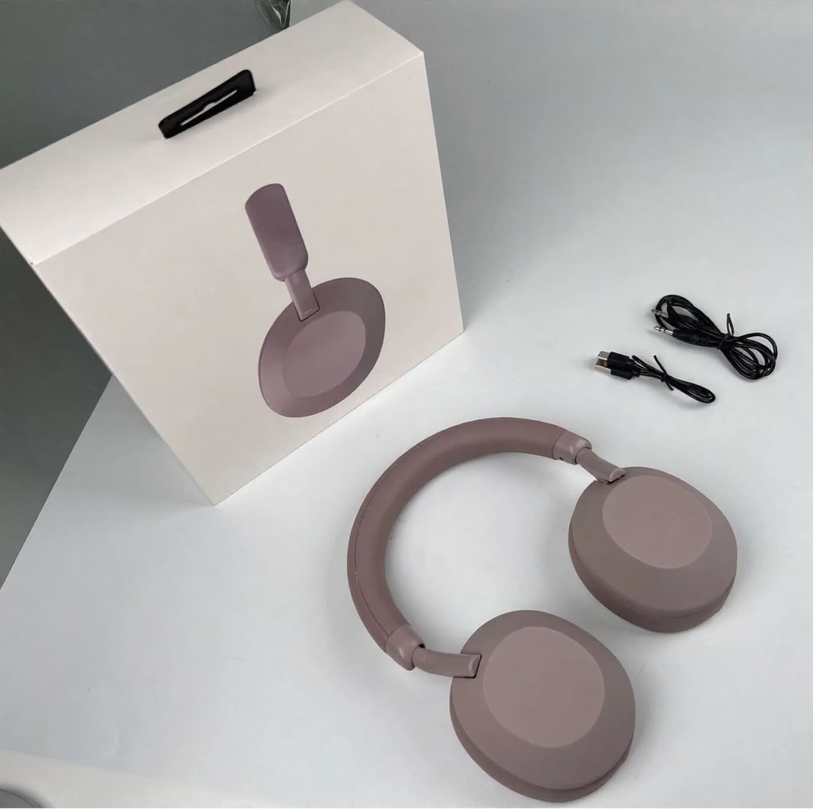 Cuffie Wireless Bluetooth Over-Ear con Cancellazione Attiva del Rumore (ANC)