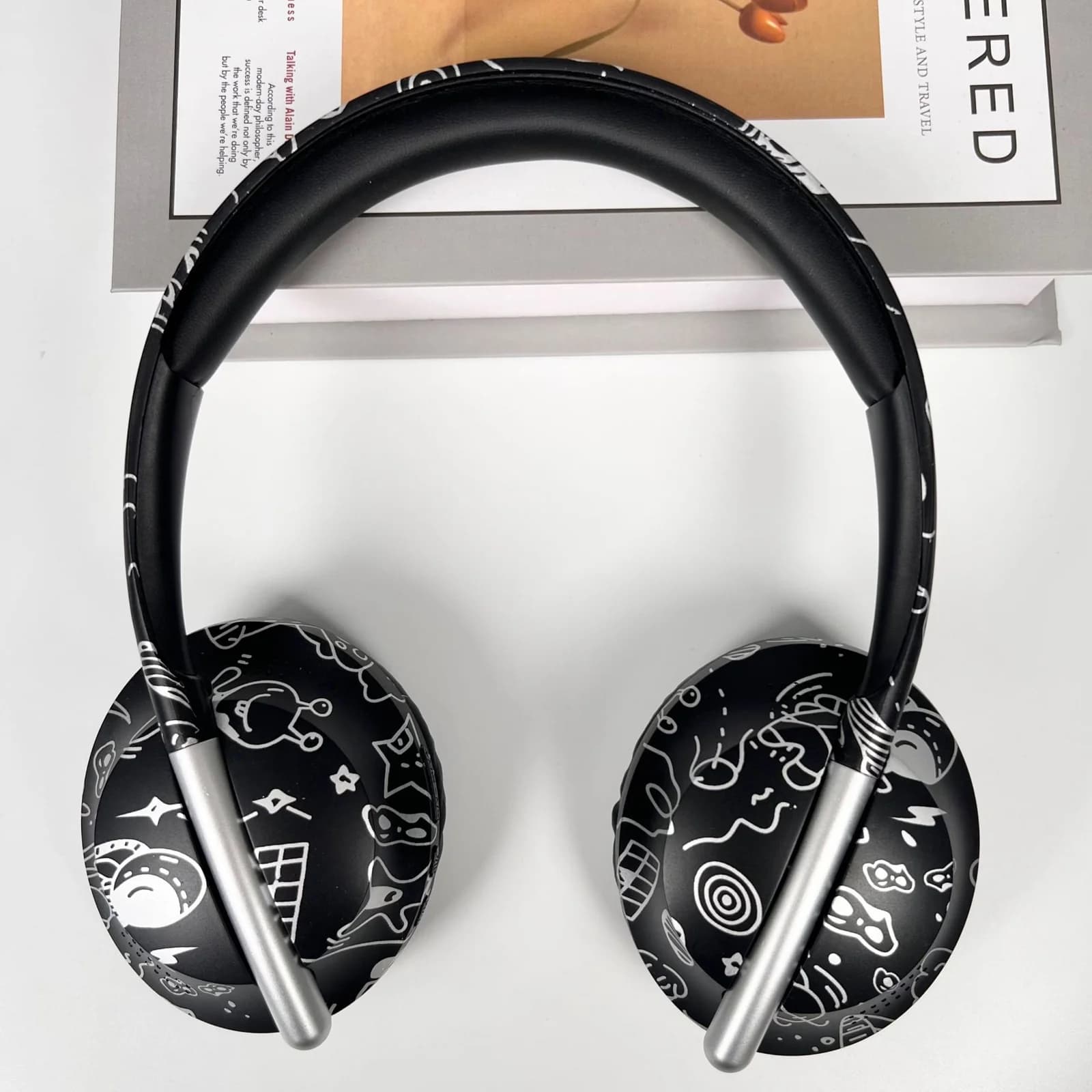 Cuffie Bluetooth Over-Ear con Slot per Scheda TF e Connettività Wireless